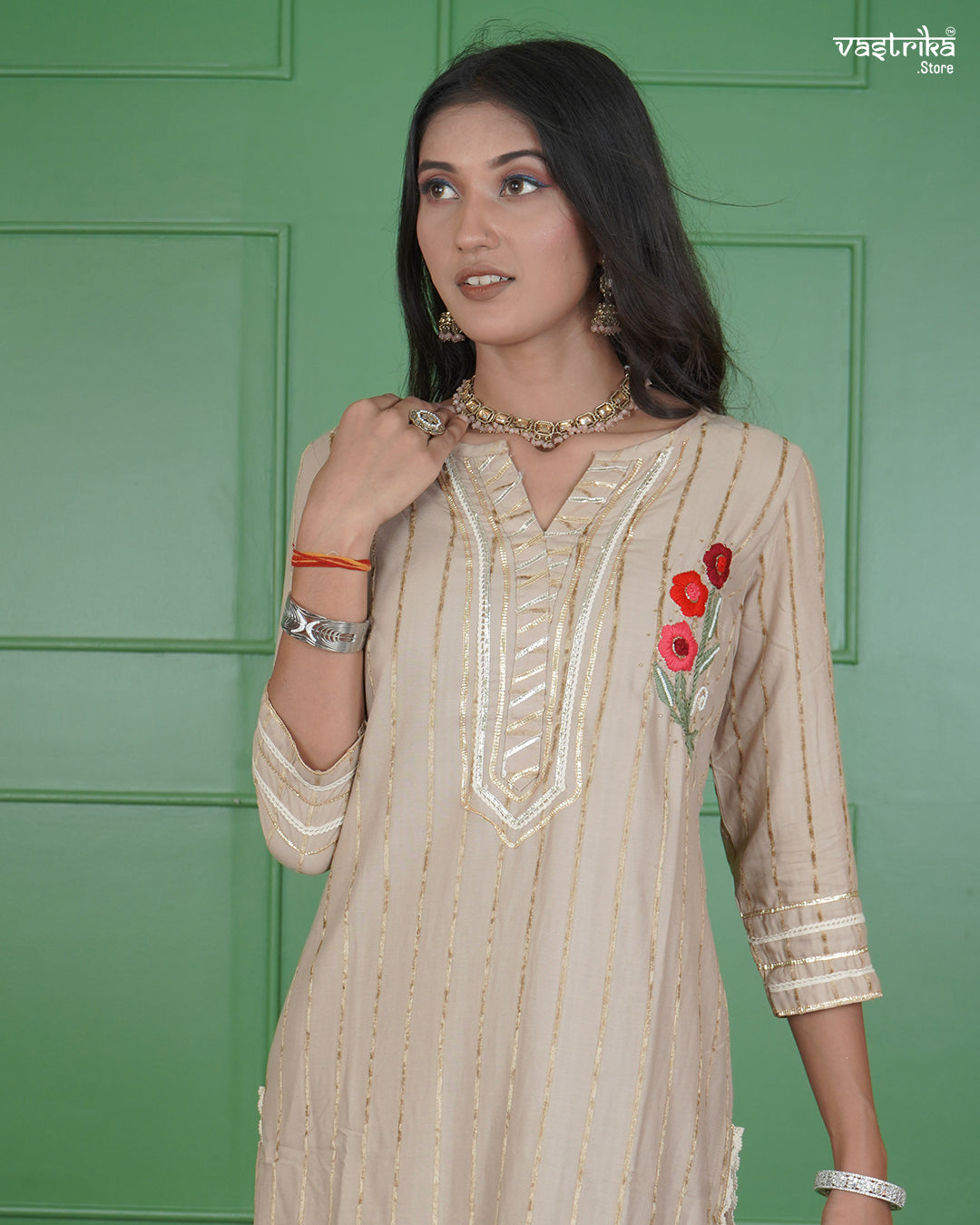Jari & Handwork Kurti Set