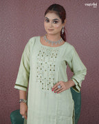 Handcrafted Elegance Kurti Set