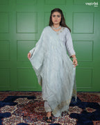 Graceful Jari Kurti Set