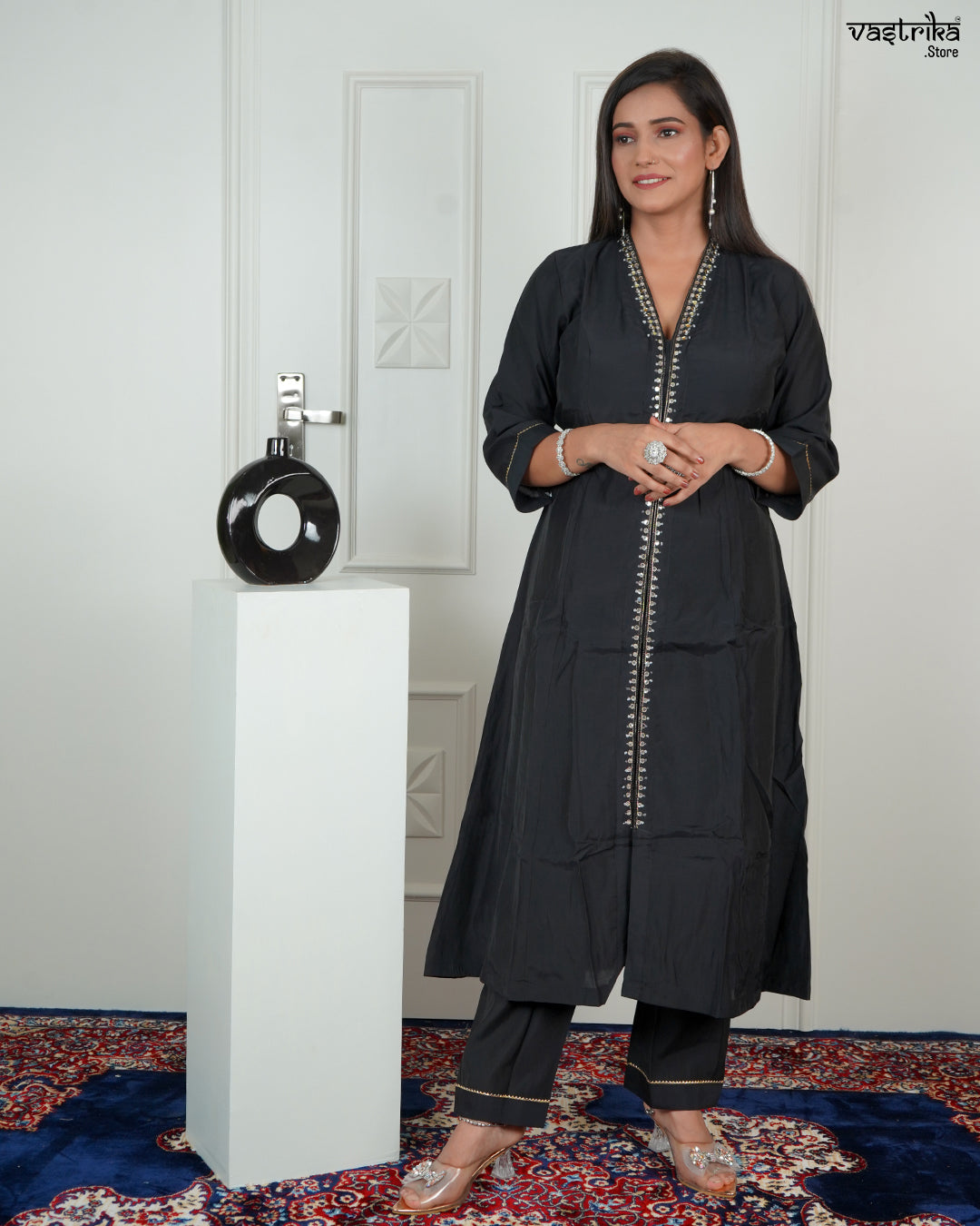 Elegant V-Collar Kurti