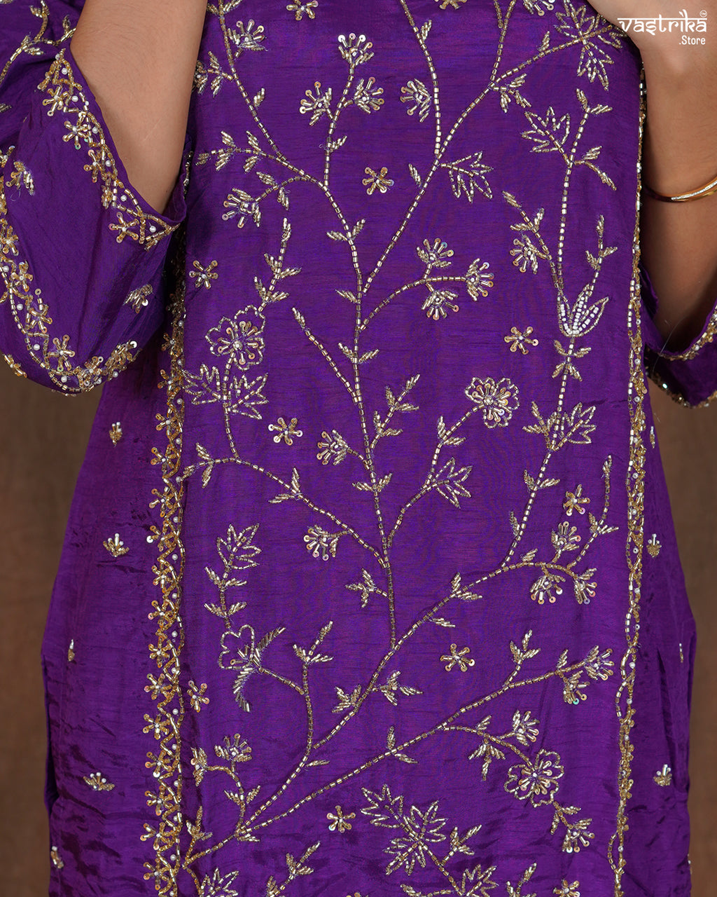 Full Jaal Handworked Kurti Set