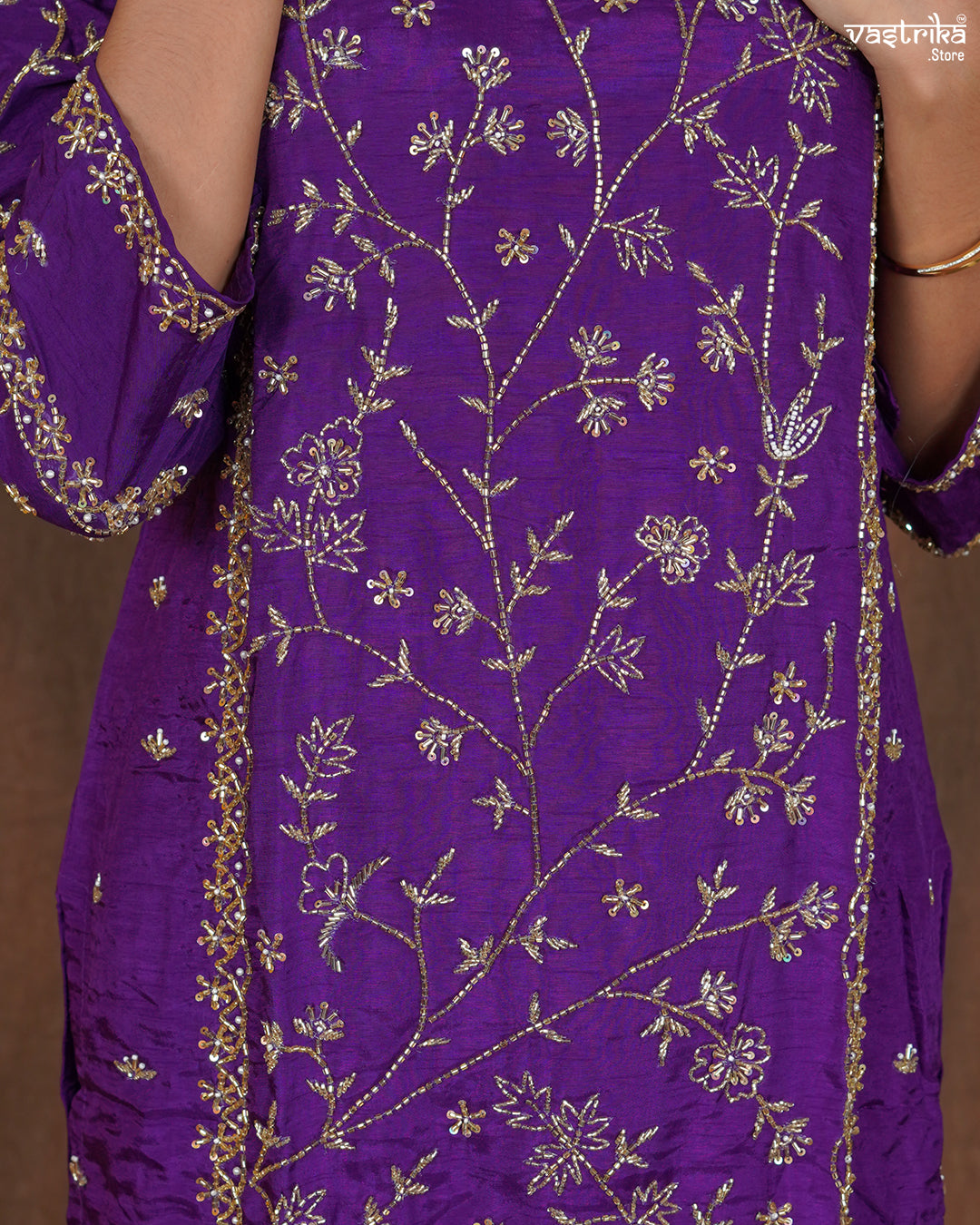 Full Jaal Handworked Kurti Set