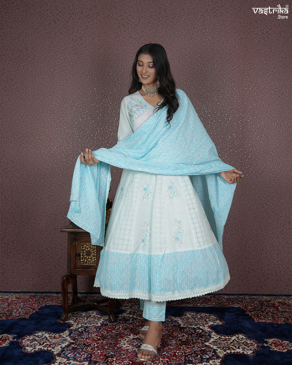 Graceful Resham Detailed Frock