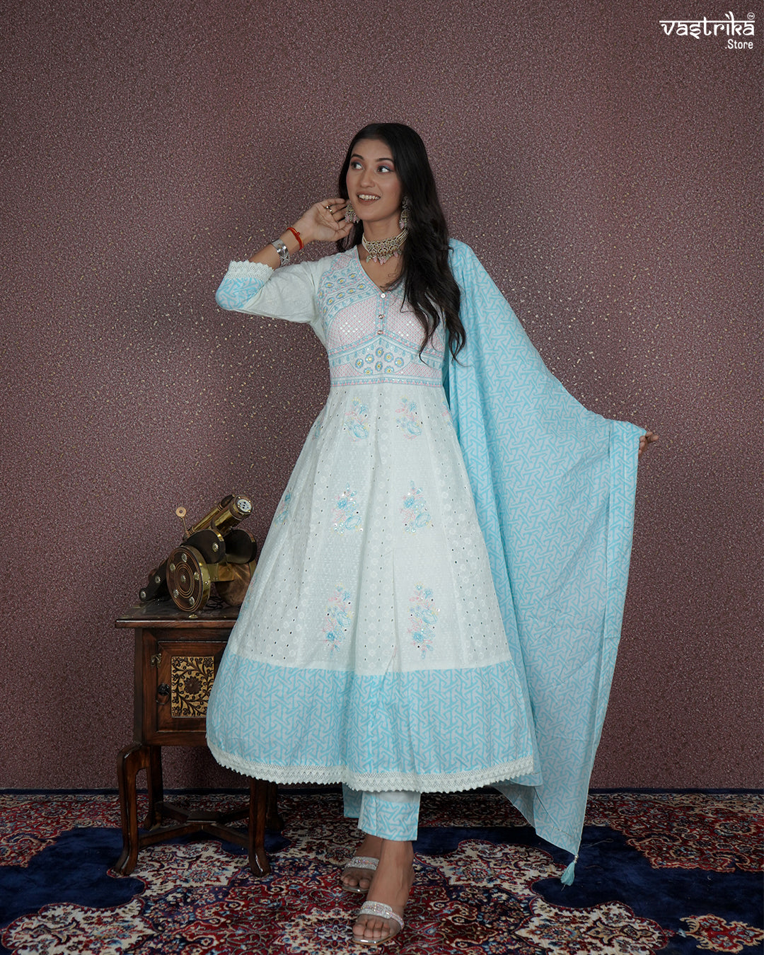 Graceful Resham Detailed Frock